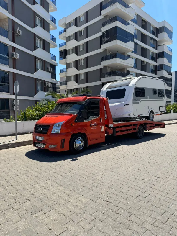 Uşak Yenişehir Mahallesi ve çevresinde arıza yapan veya kolda kalan araçlar için 7/24 taşıma kaskolu, kayar kasa ve uygun fiyatlı oto kurtarma hizmeti.